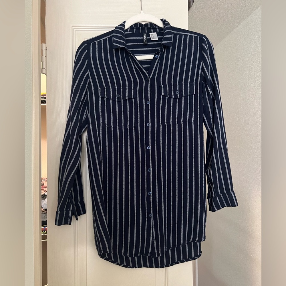 navy striped h&m button down long sleeve top